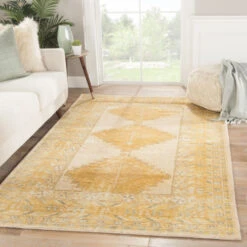 Christmas Central 8' X 10' Mustard Yellow And Gray Traditional Rectangular Area Throw Rug